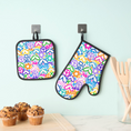 Load image into Gallery viewer, Jewish Love Oven Mitt & Pot Holder Set