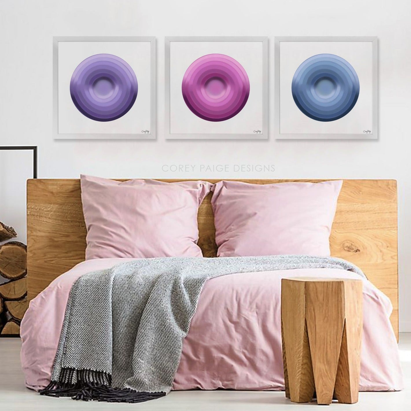 Bullseye Ombre Circle Framed Print