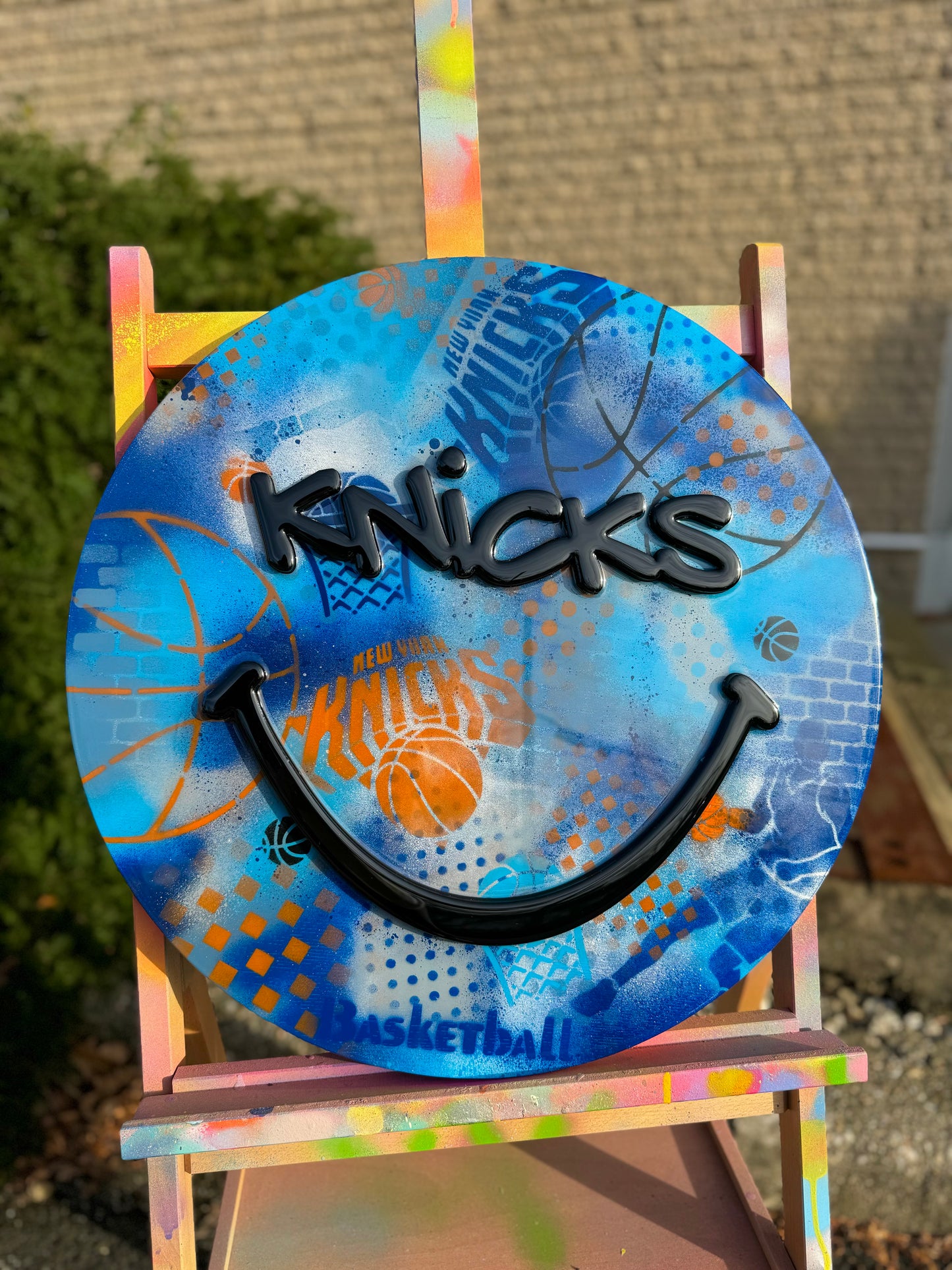 Knicks Happy Face 20" Painting