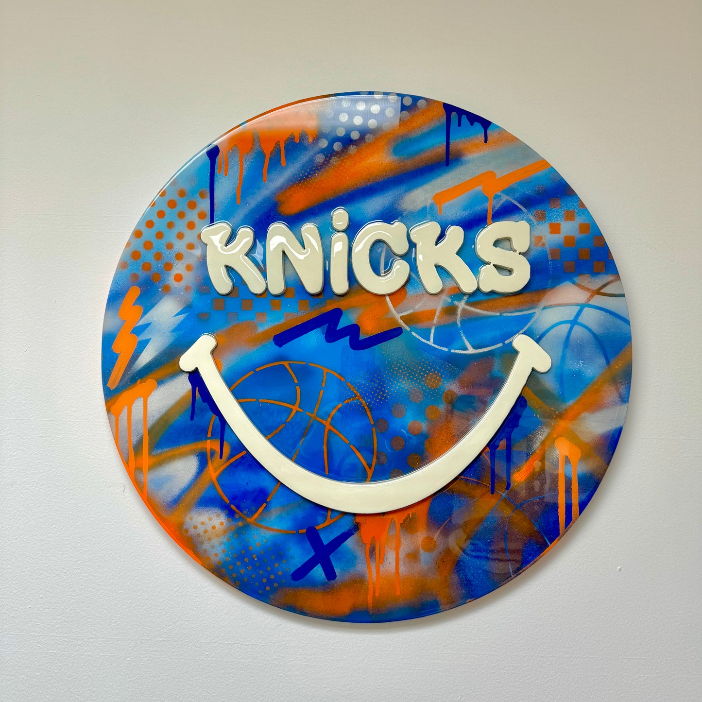 Knicks Graffiti Happy Face 24"