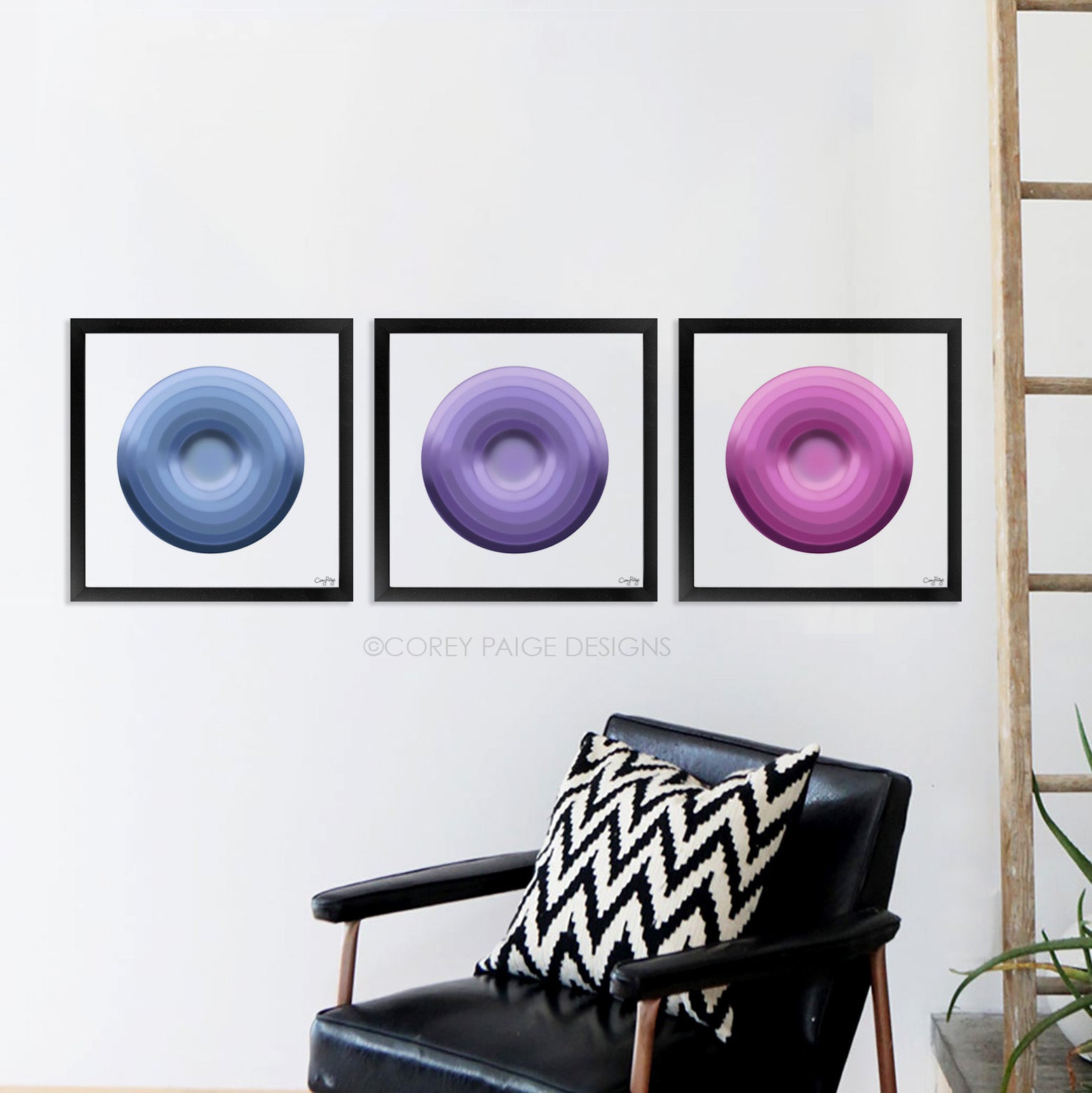 Bullseye Ombre Circle Framed Print