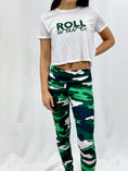 Load image into Gallery viewer, Roll Wave Wavy Shirt
