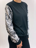 Load image into Gallery viewer, Snakeskin Sleeves Cropped Crew Neck Sweatshirt
