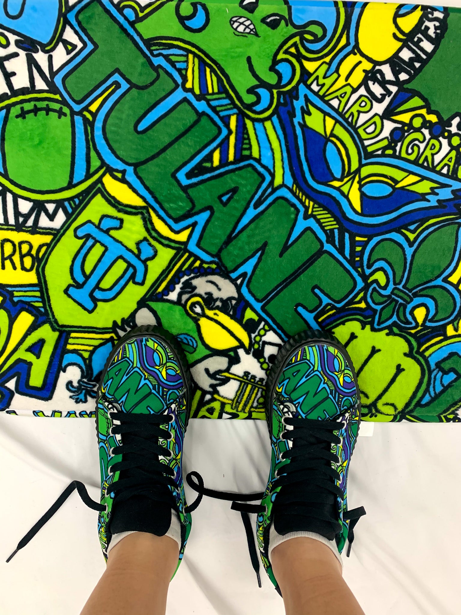 Sneakers
