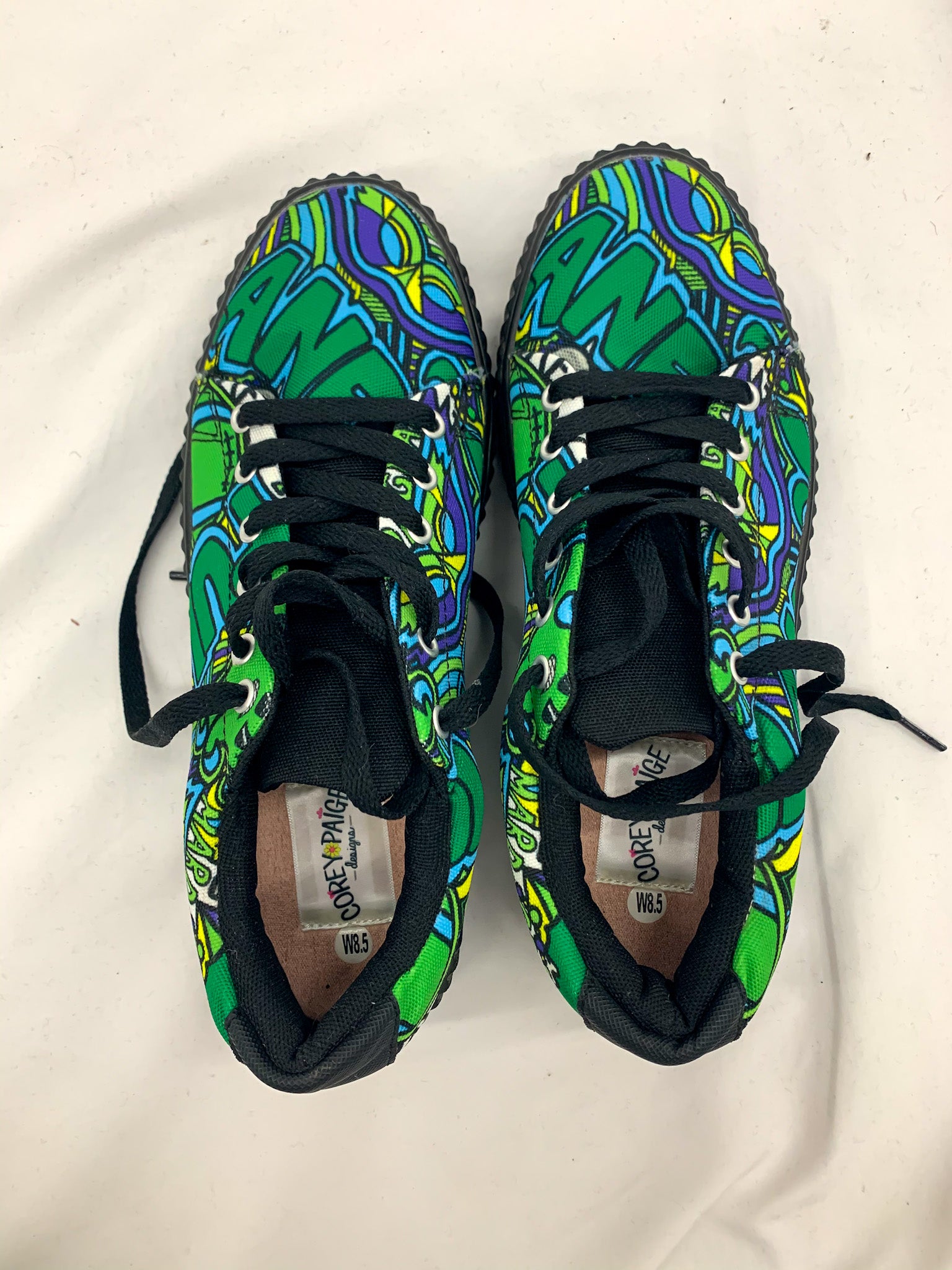 Sneakers
