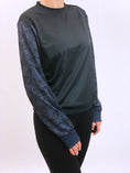 Load image into Gallery viewer, Gray Butterfly Sleeves Crew Neck Sweatshirt
